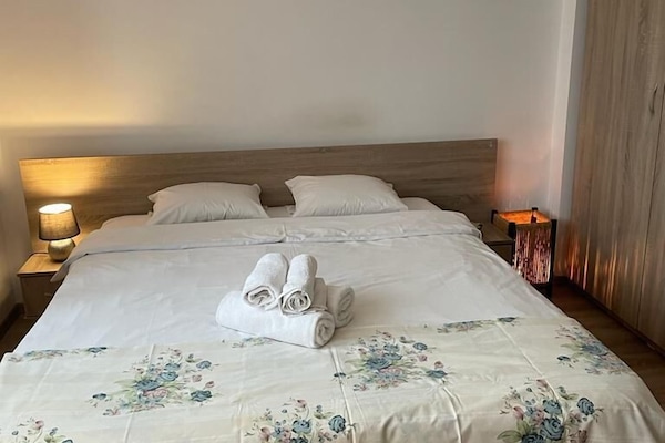 1 bedroom, iron/ironing board, free WiFi