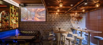 Fun Stay Inn Ximen