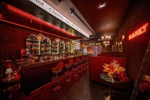 Bar (on property) - Fun Stay Inn Ximen (Taipei)