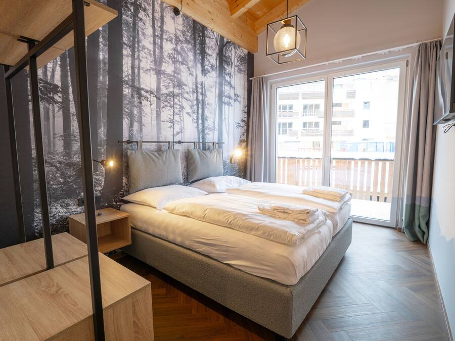 Deluxe-Penthouse, 3 Schlafzimmer | Schallisolierte Zimmer, kostenloses WLAN, Bettwäsche