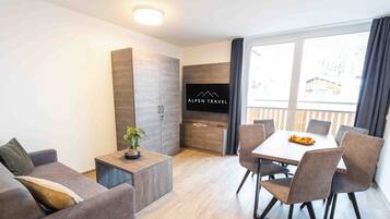 Economy Apartment | Soundproofing, free WiFi, bed sheets