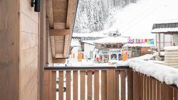 Deluxe Penthouse, 3 Bedrooms | Terrace/patio