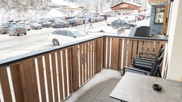 Superior Apartment, 2 Bedrooms | Terrace/patio
