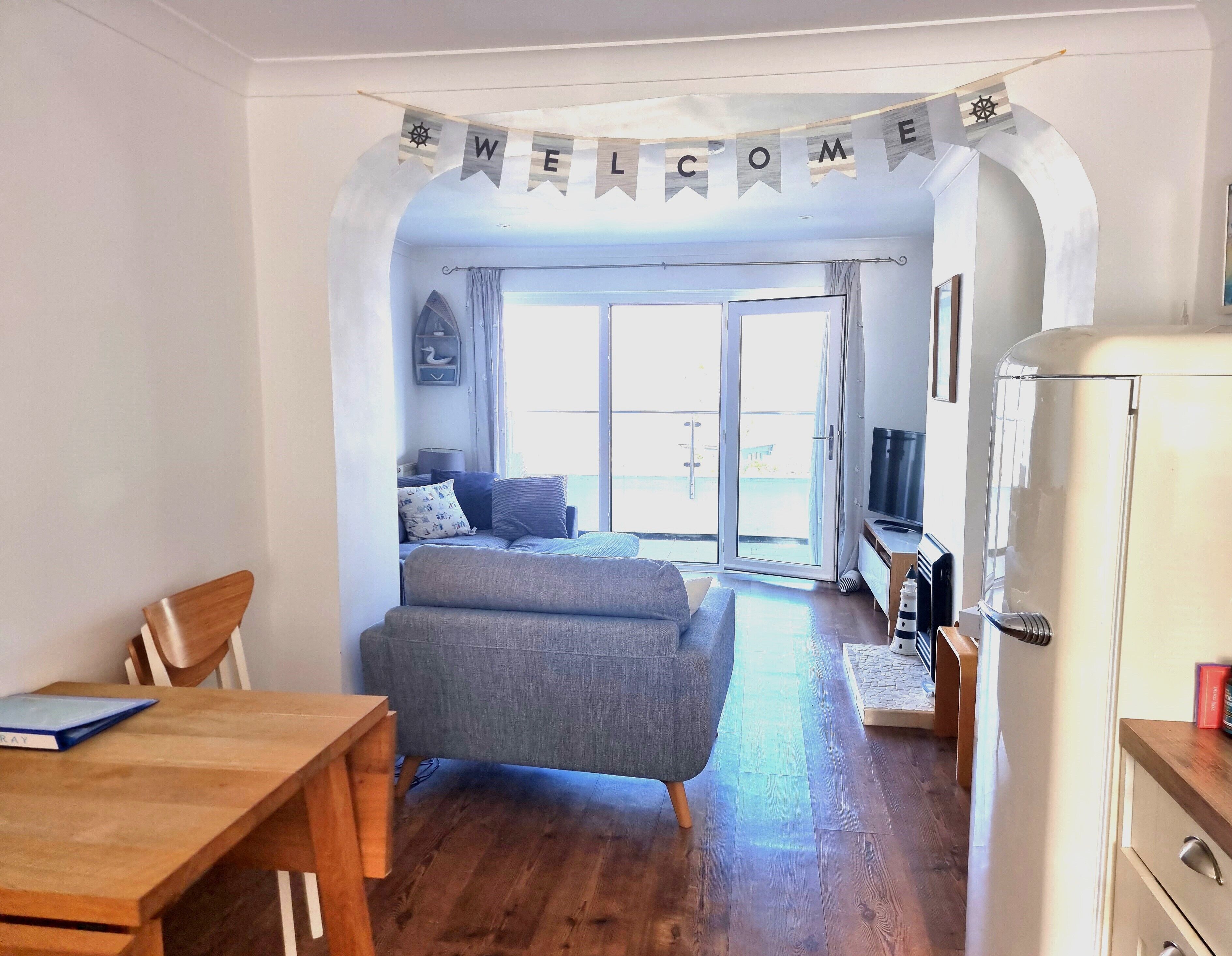 TV, fireplace, DVD player