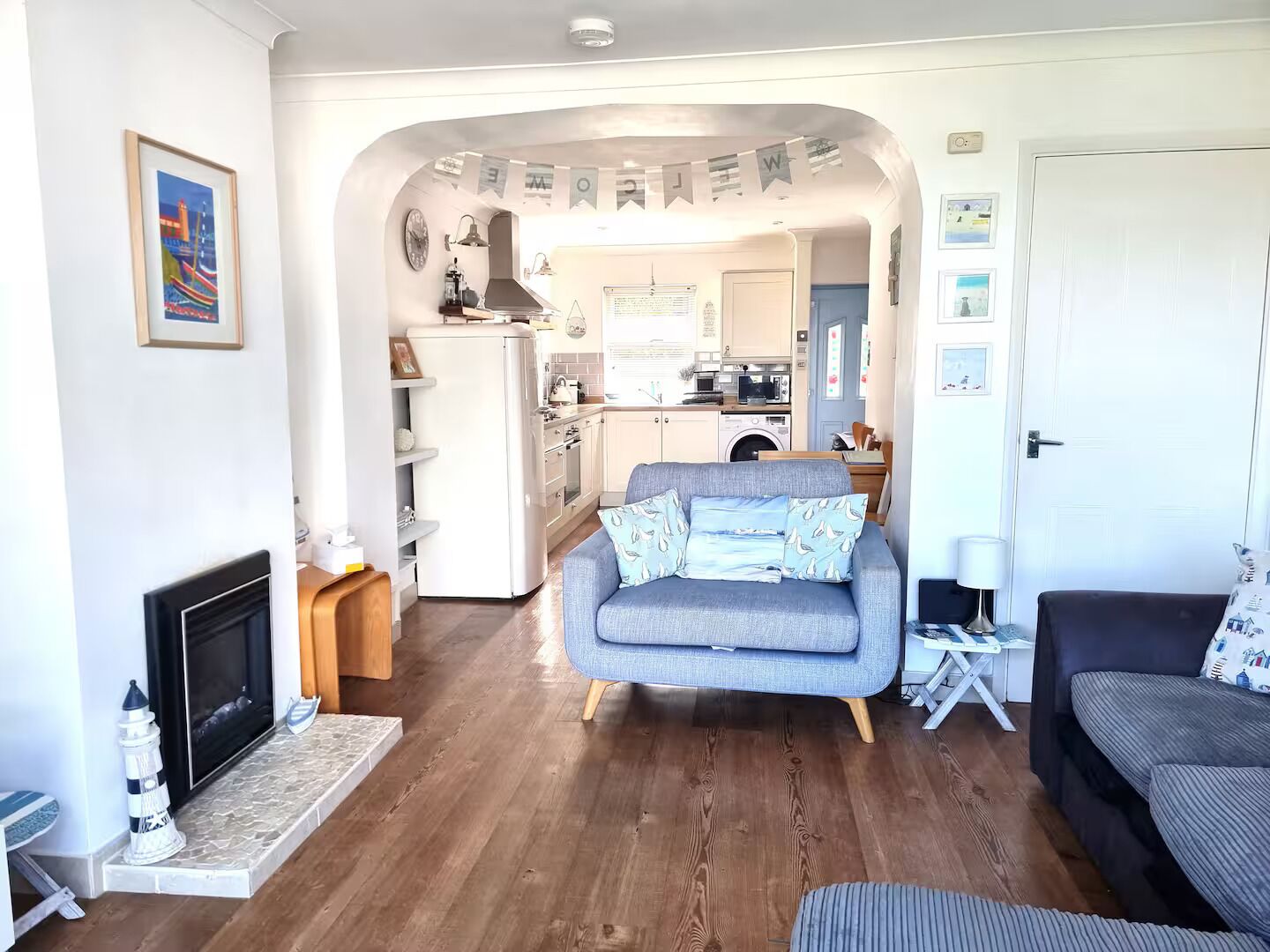 TV, fireplace, DVD player