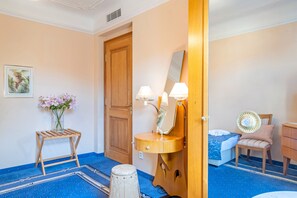 Comfort Single Room