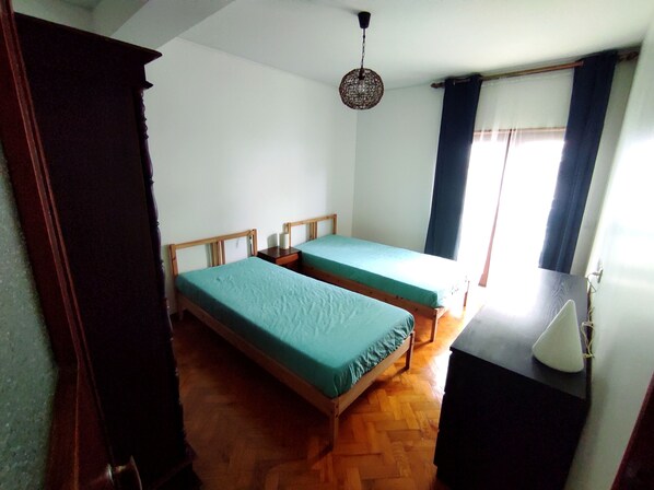 3 sovrum, strykjärn/strykbräda, wi-fi och sängkläder