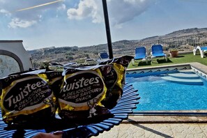 Apartment | Pool | Outdoor pool - Modern 4-bed Home in Ix-xaghra, Valley View Pool (Xaghra)