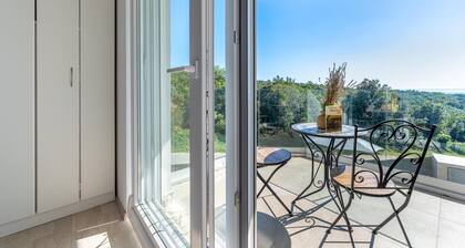 Villa Rozeta with sea view