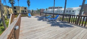 Property grounds - Habitat 25 (South Padre Island)