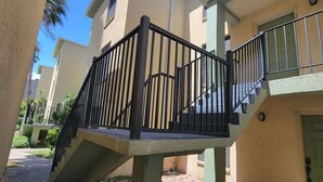 Leilighet, flere senger, balkong, hageutsikt (Habitat 25) | Eksteriør