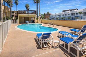 Pool - Habitat 25 (South Padre Island)