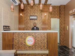 Reception - Hotel Zillion Executive (Mumbai)