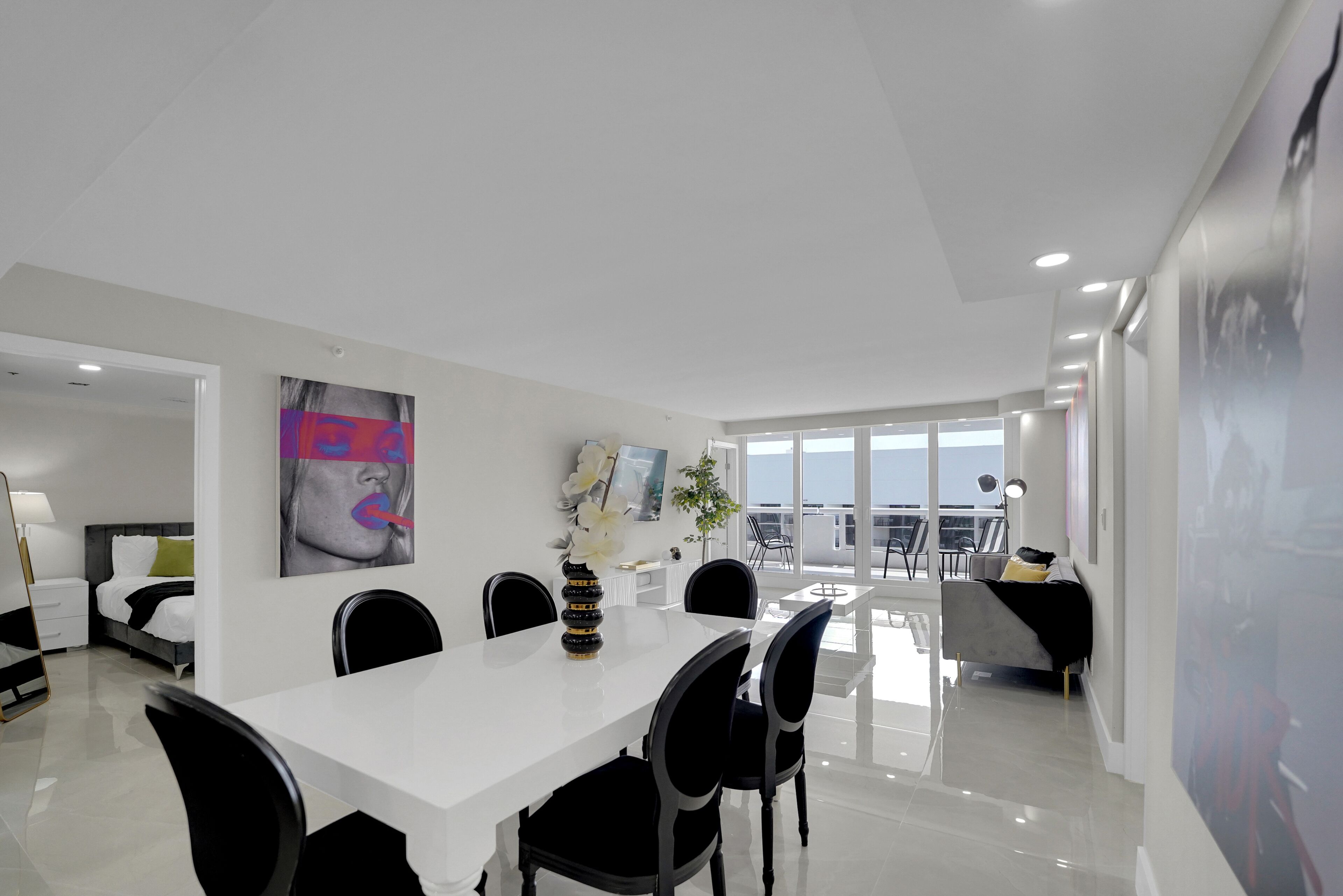 Star Dust! Newly Renovated 4 BR with Water & City Views!
