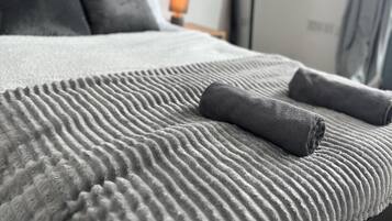 Apartment, 1 Queen Bed with Sofa bed | 1 bedroom, bed sheets