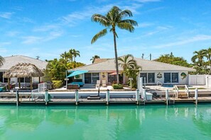 Immagine non classificata, 3 di 41, pulsante