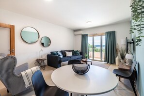 Apartment | 1 bedroom - Bay View -T1 in S o Martinho do Porto (Alcobaça)