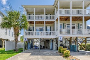 Exterior - Spacious 4 Bedroom, 3.5 Bath Garden City Beach Home with Private Pool (Garden City Beach)