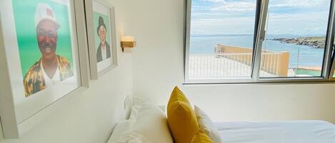 3 bedrooms, iron/ironing board, travel cot, WiFi