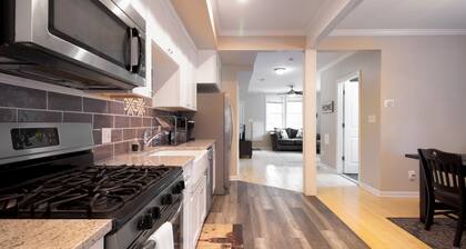 Two Separate DC Houses | Sleep 21 Guests