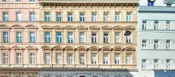 Luxurious and Bright, 5 min walk to city center