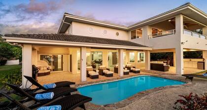Ho'okipa Hale in Kona: Wade Pool, Pacific Views & Stunning Sunsets