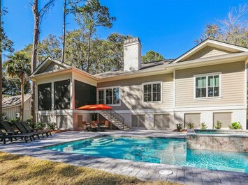 50 Planters Wood in Sea Pines
