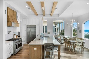 Fridge, microwave, oven, stovetop - Stunning Beach Front w/Plunge Pool I Elevator I 5 Kings I 8BR Emerald Dawn (Destin)