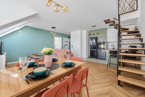 Living room - Spacious Family Apartment by Renters (Wroclaw)