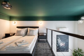 Deluxe Apartment | 1 bedroom, soundproofing, free WiFi, bed sheets - E41 Boutique Apartments by BQA (Budapest)