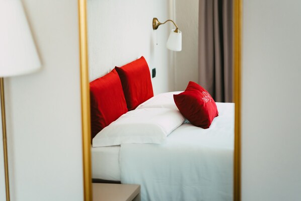 Superior Double Room | Down comforters, individually decorated, individually furnished, desk