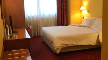 Standard dubbelrum | DuntÀcken, individuell inredning, unika möbler och skrivbord