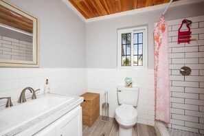 House, 3 Bedrooms | Bathroom | Towels