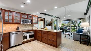 Condo, 2 Bedrooms | Private kitchen | Fridge, oven, toaster