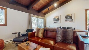 Apartment, 2 Schlafzimmer | Wohnbereich