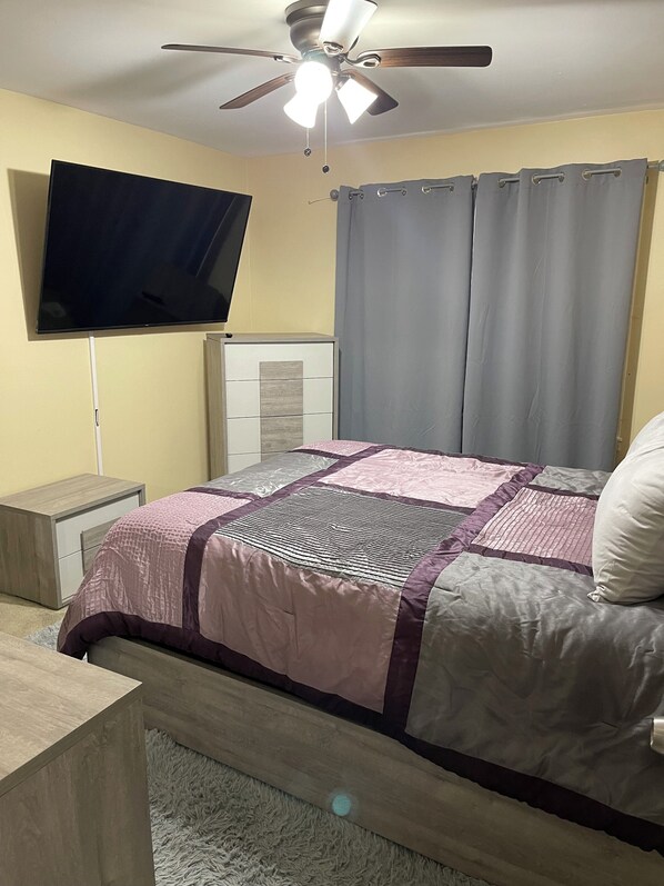 4 bedrooms, in-room safe, iron/ironing board, free WiFi