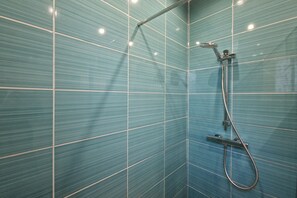 Shower, towels - Holiday Home in Binic near Sandy Beach (Binic)