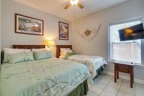Apartment (2 Bedrooms) | Interior - South Padre Island Condo w/ Shared Outdoor Pool! (South Padre Island)
