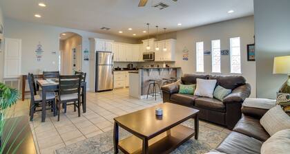 South Padre Island Condo w/ Shared Outdoor Pool!