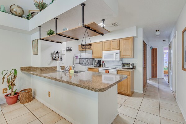 Interior - 6 Mi to Disney: Family-friendly Condo in Kissimmee (Kissimmee)