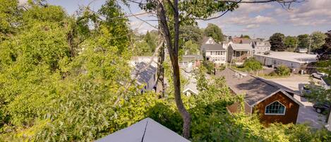 Khuôn viên nơi lưu trú