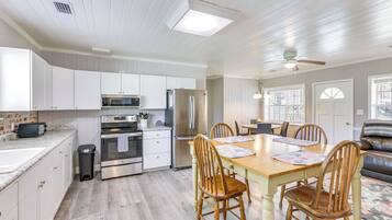 Nhà (3 Bedrooms) | Nội thất