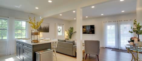 House (4 Bedrooms) | Interior