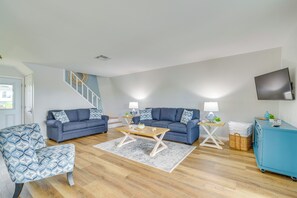 House (2 Bedrooms) | Front of property