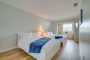 Interior - Hernando Beach Waterfront Home w/ Boat Dock & Deck (Spring Hill)