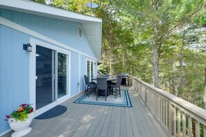 House (4 Bedrooms) | Interior - Waterfront Views: Peaceful Chesapeake Bay Escape (Lusby)