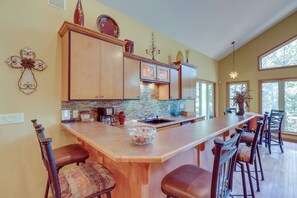 House (Multiple Bedrooms) | Interior - Fairfield Bay Retreat w/ Fireplaces & Lake Access (Fairfield Bay)