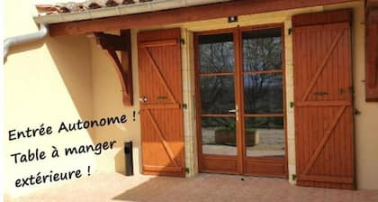 GĂźte de la Tride B avec terrasse proche du centre