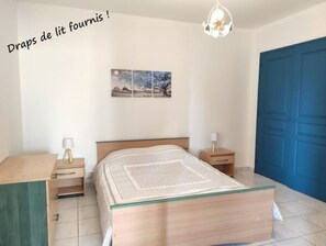 1 chambre, Wi-Fi gratuit, draps fournis