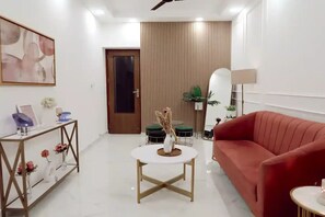 Interior - The Luxe Stays in Central Delhi (New Delhi)